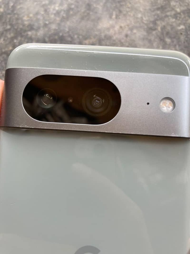 Google Pixel 8 1