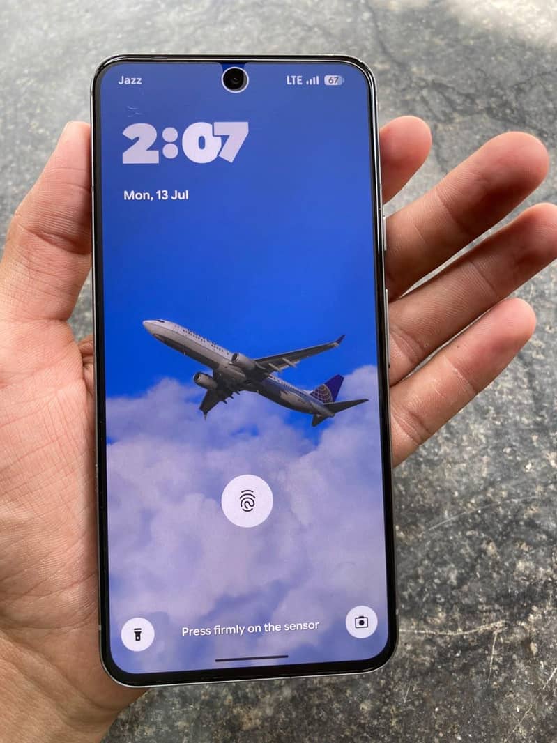 Google Pixel 8 3