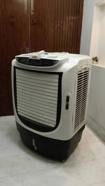 advanced cooler with modern features