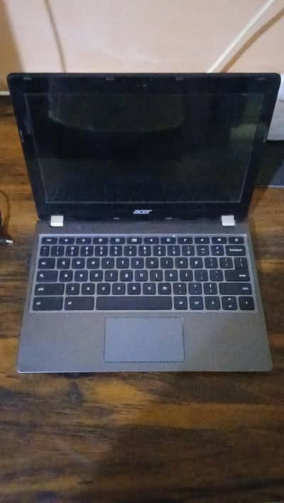 Acer Chromebook C740-C4PE | Windows 10 Pro | 4GB RAM | 128GB SSD