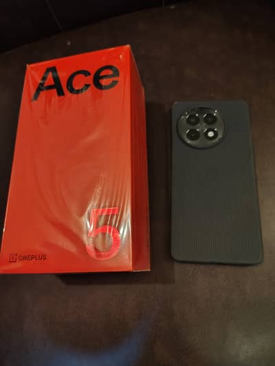 One Plus Ace 5 12/256 10/10 condition