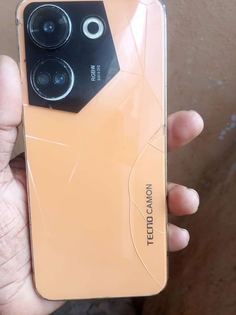 Tecno camon 21 pro 1