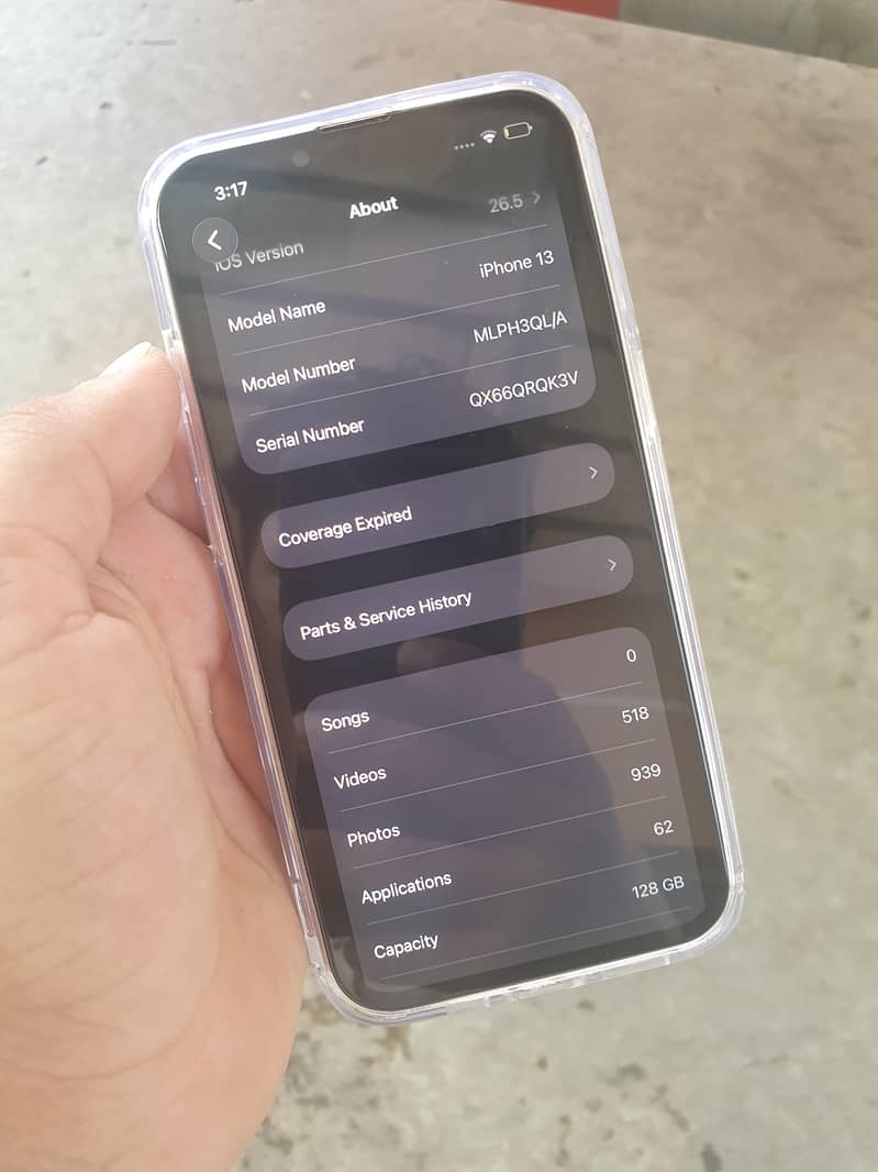 Apple iPhone 13 2