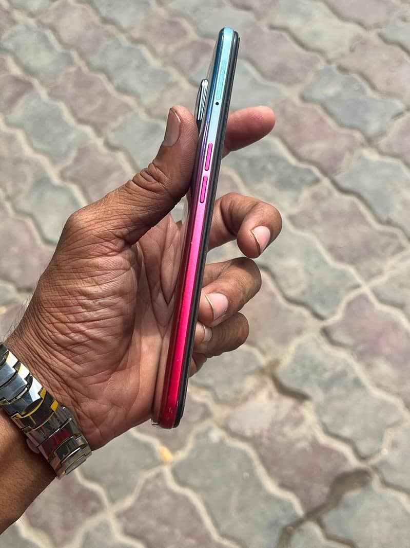 OPPO A73 1