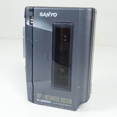 1980s Sanyo M-1119 Cassette Recorder and Player | Made in Japan