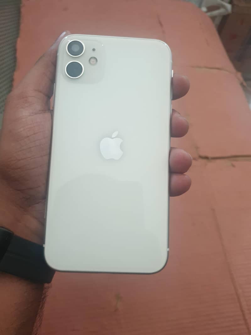 Apple iPhone 11 0