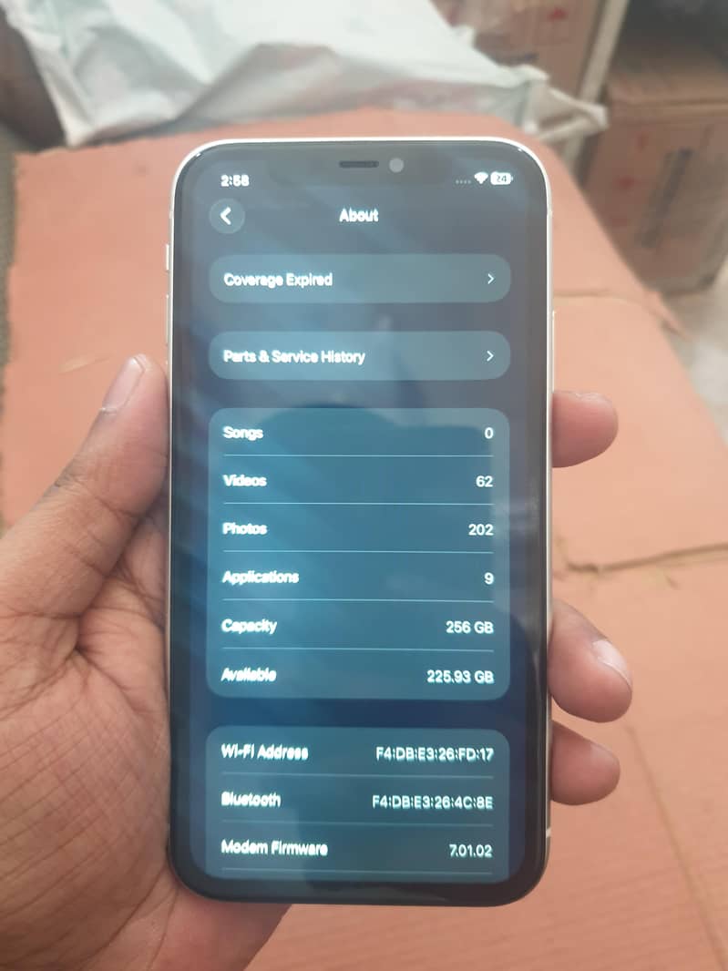 Apple iPhone 11 6
