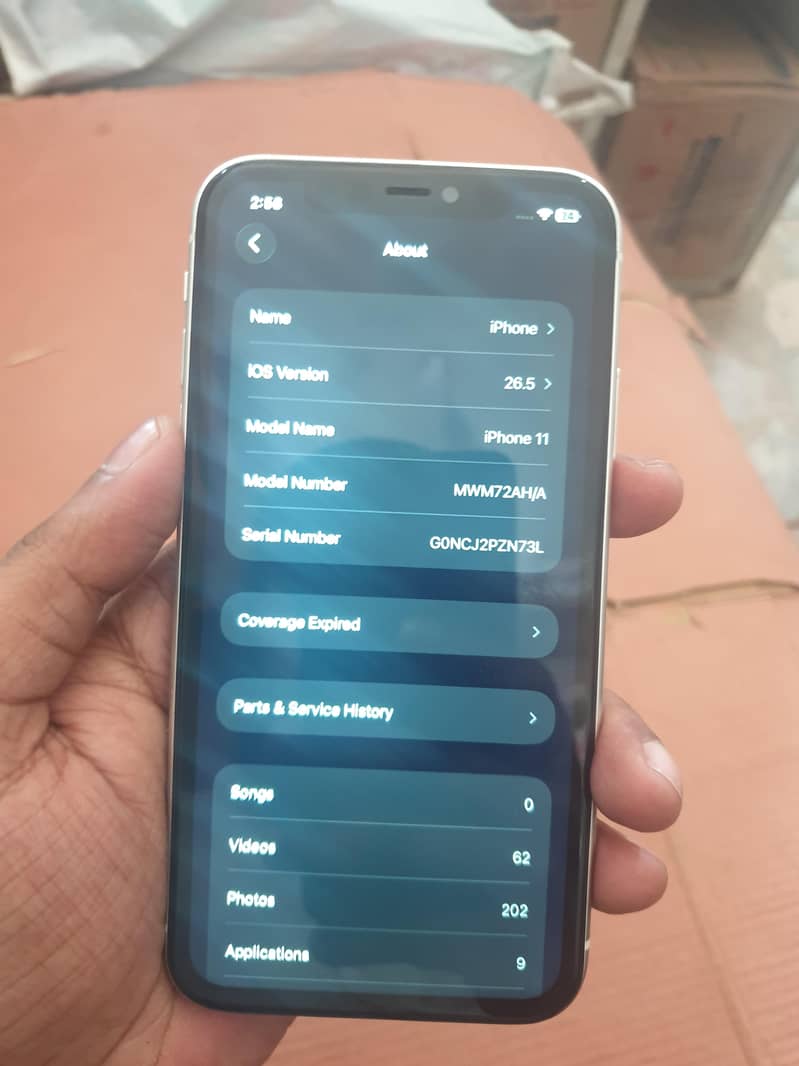 Apple iPhone 11 7