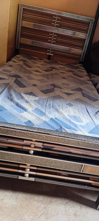 Single Bed used