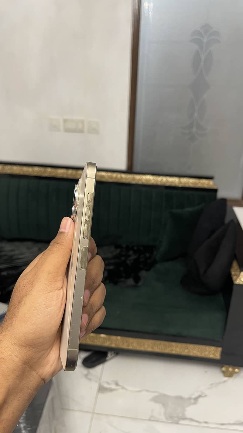 Apple iPhone 13 Pro Max 3