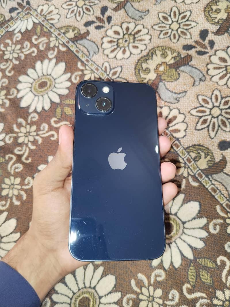 Apple iPhone 13 2