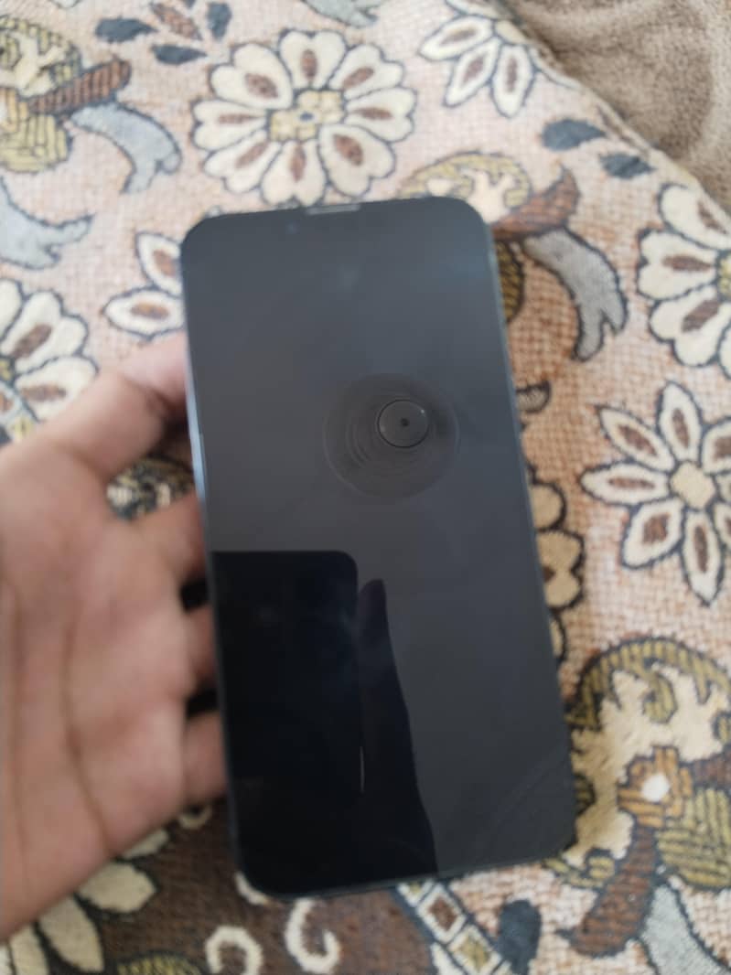 Apple iPhone 13 3