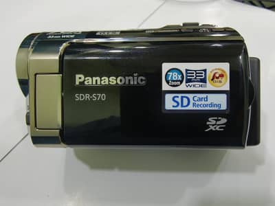Panasonic SDR-S70 with 78x zoom perfect