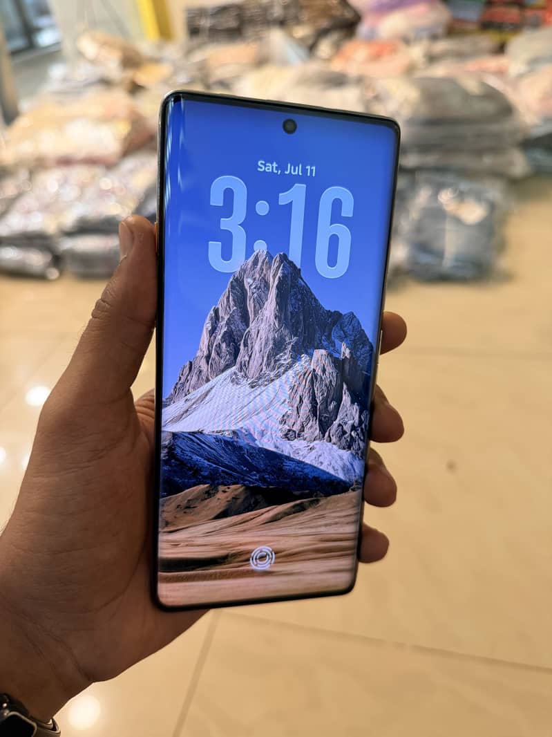 Tecno CAMON 40 Pro 3