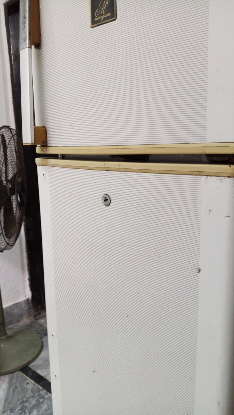 dwalanced fridge 1