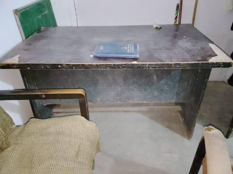 Office Sofa set and table set 4