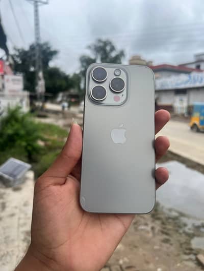 Apple iPhone 15 Pro