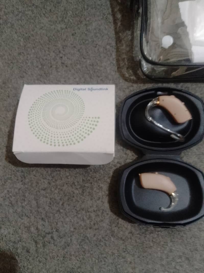 hearing aid 0