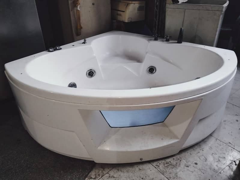 Jacuzzi 0