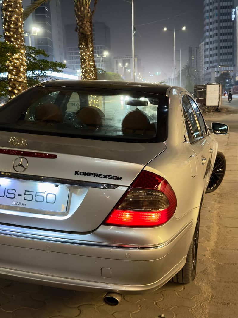 Mercedes Benz E Class E200 7