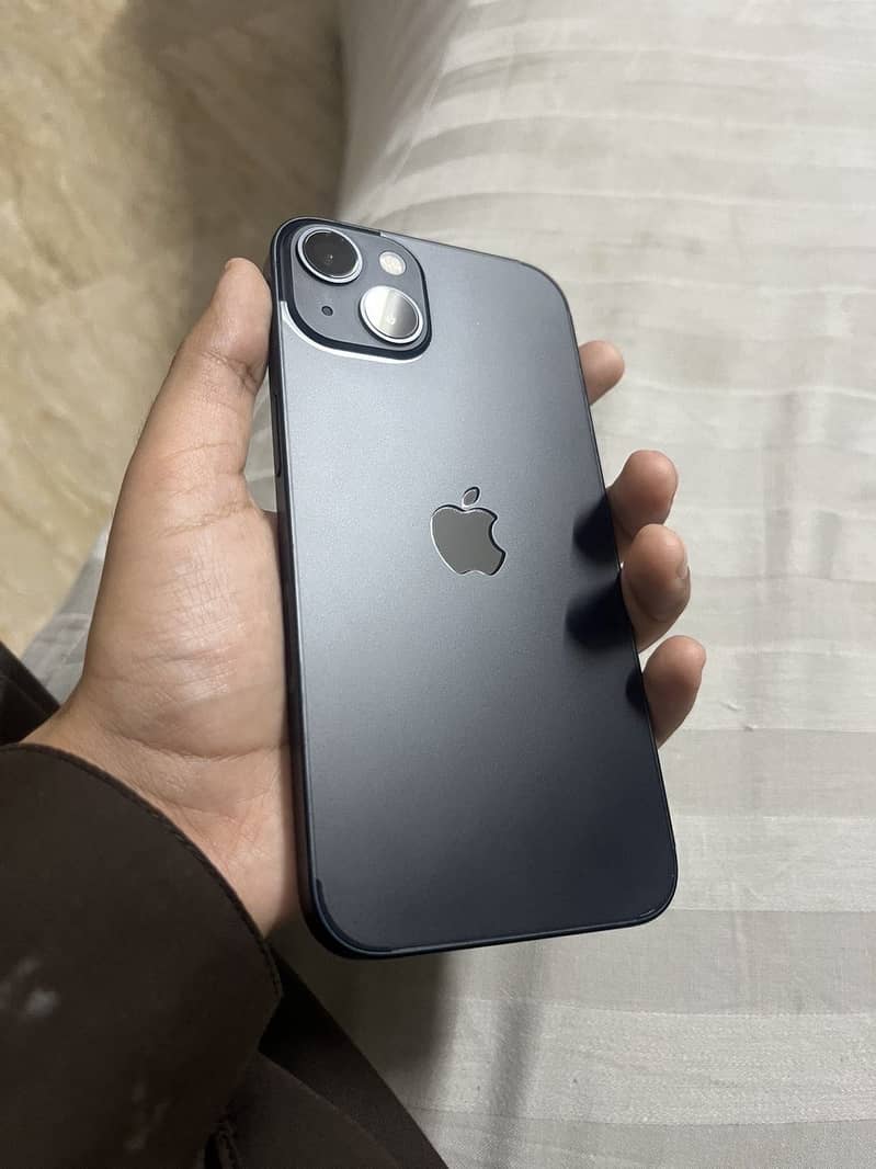 Apple iPhone 13 5