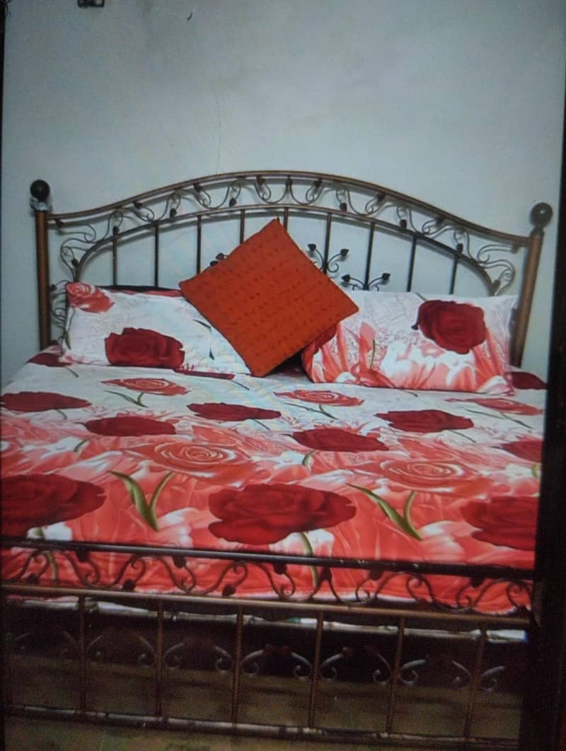 complete bedroom set 0