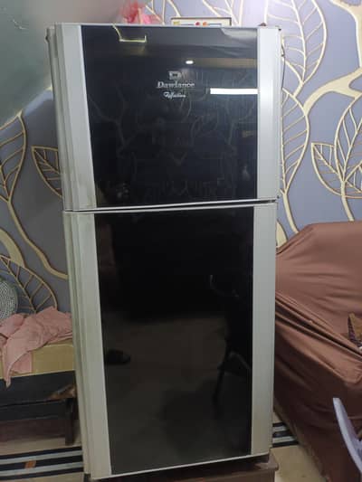 DAWLANCE FRIDGE FOR SALE