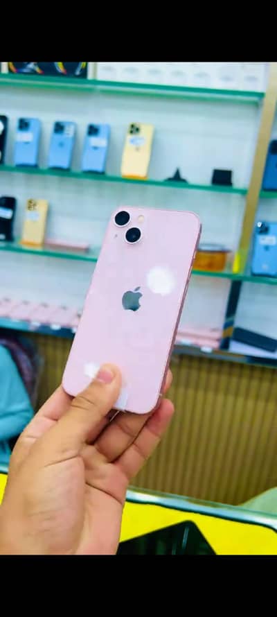 Apple iPhone 13