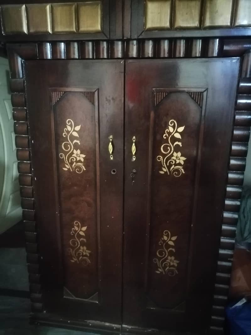 double bed + dressing table+ 2 side tables 0