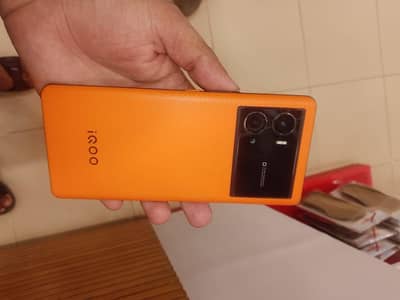 Vivo iQOO 9 Pro