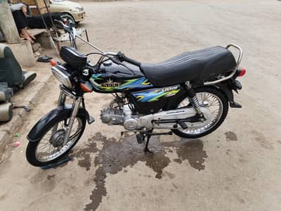Unique 2024 (Sept) complete genuine sealed head and engine