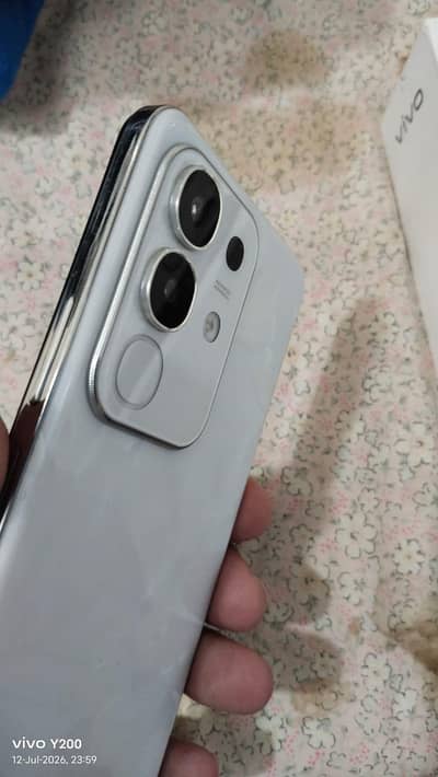 Vivo Y29
