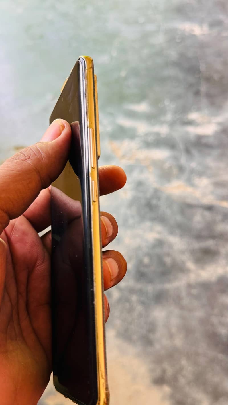 Infinix Note 40 Pro 3