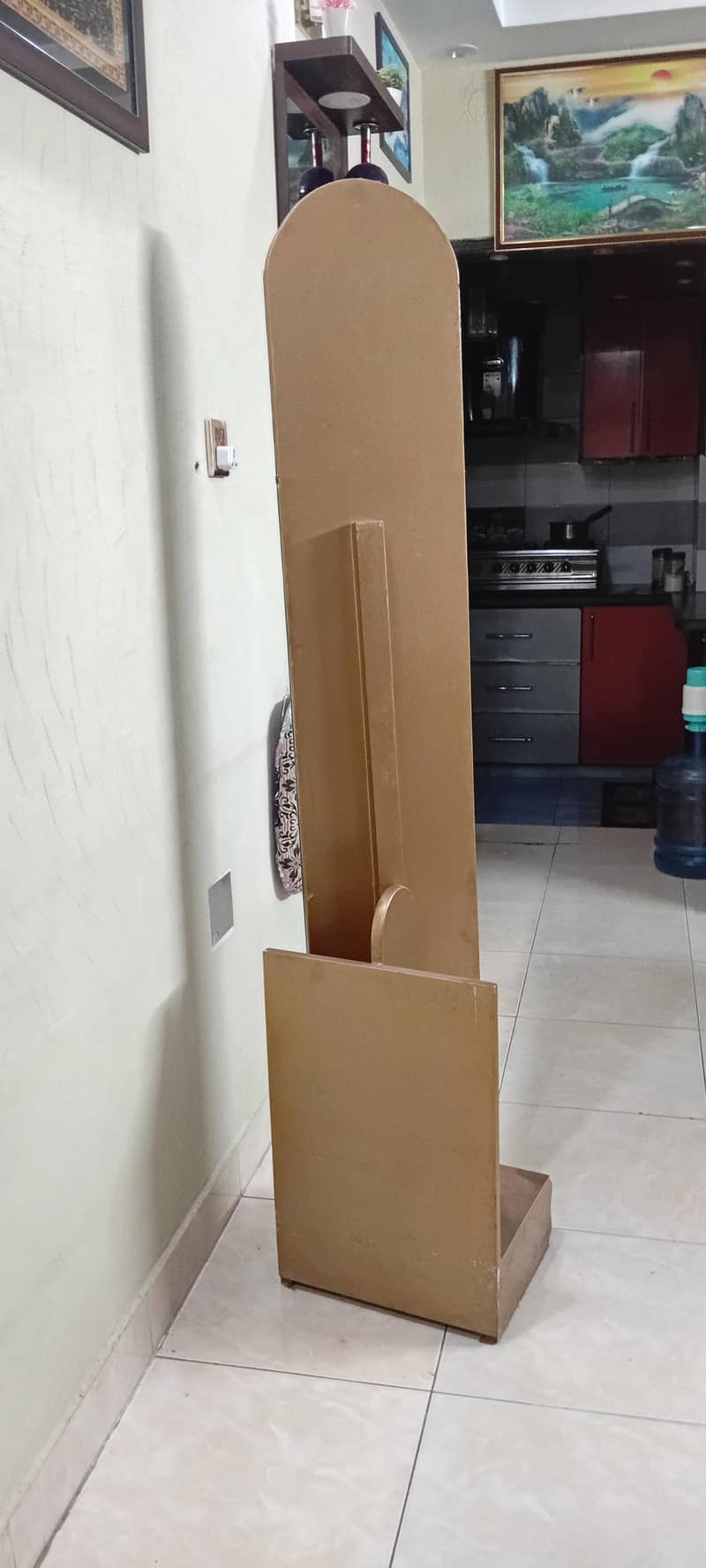 Stand Mirror 1