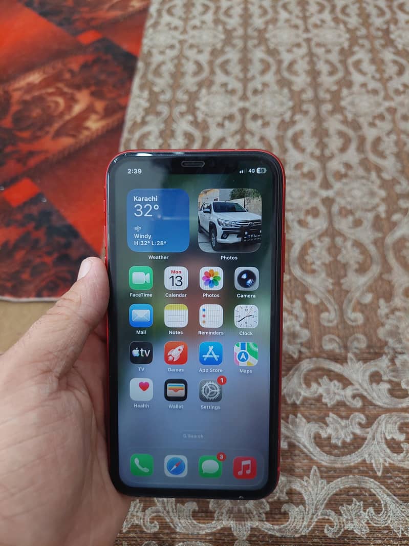 Apple iPhone 11 4