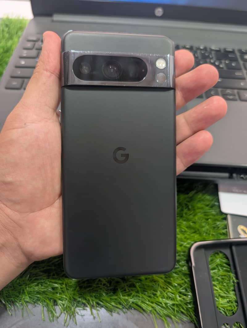 Google Pixel 8 Pro 0