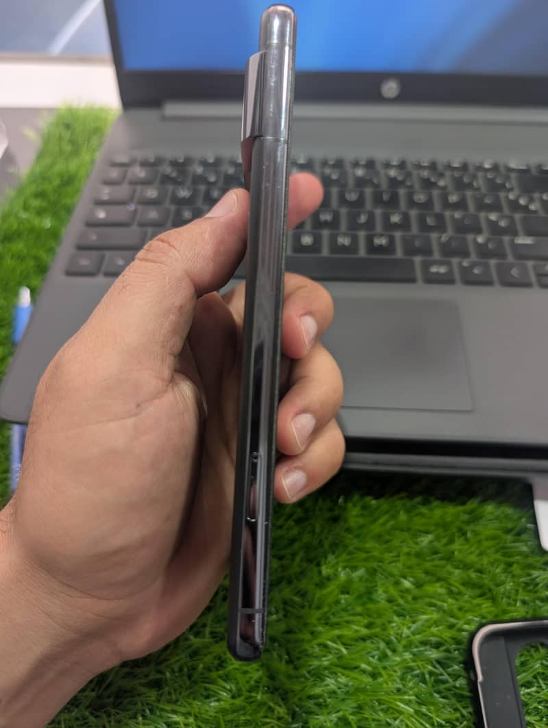 Google Pixel 8 Pro 3