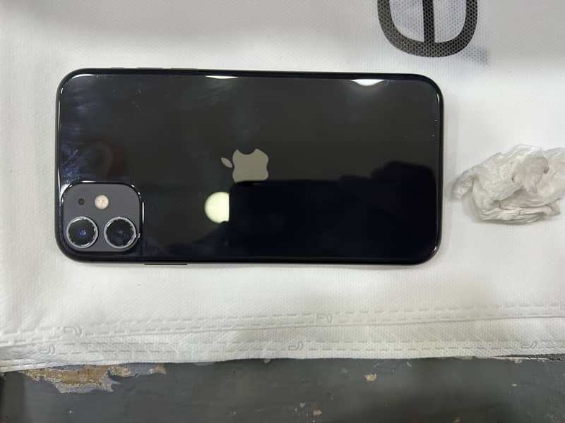 Apple iPhone 11 3