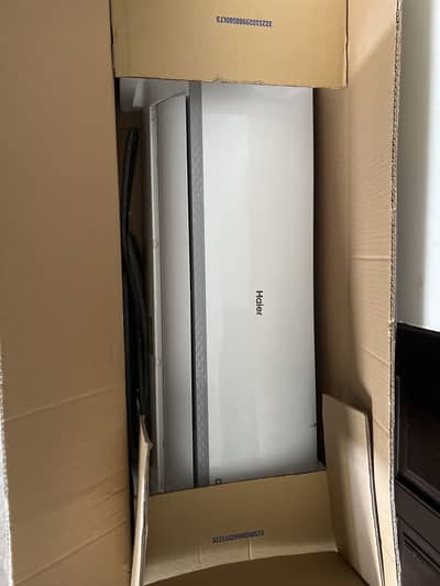 Haier inverter split ac 1 ton in good condition 2/3 years used