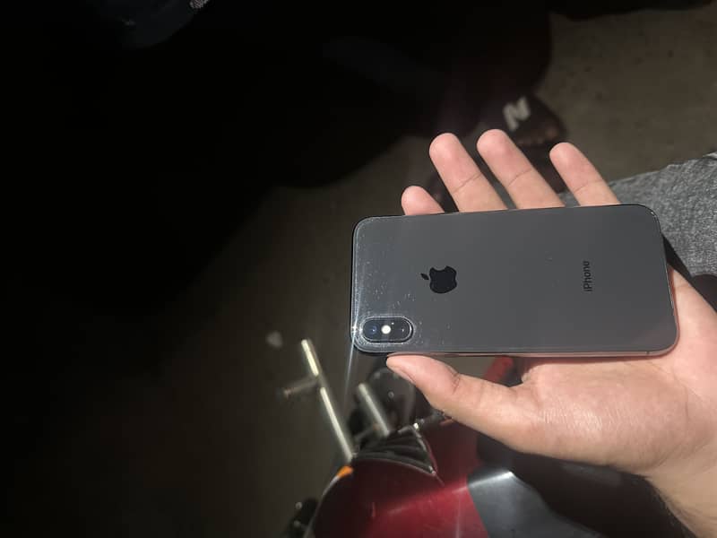Apple iPhone X 2