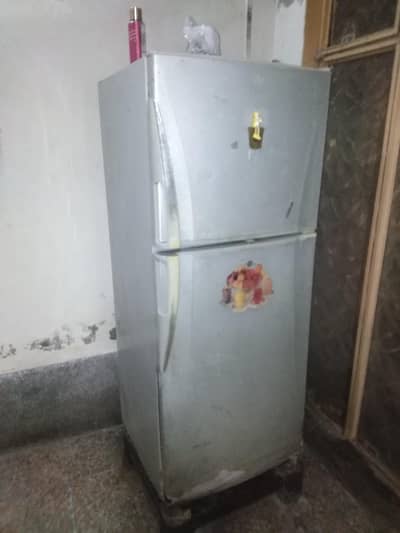 fridge hai dawlence ka big wala