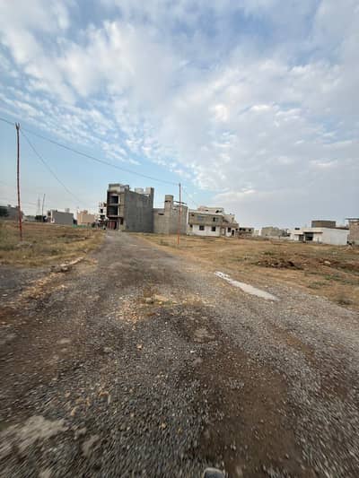135 sqyd high tension facing Plot for sale in Saadi Garden