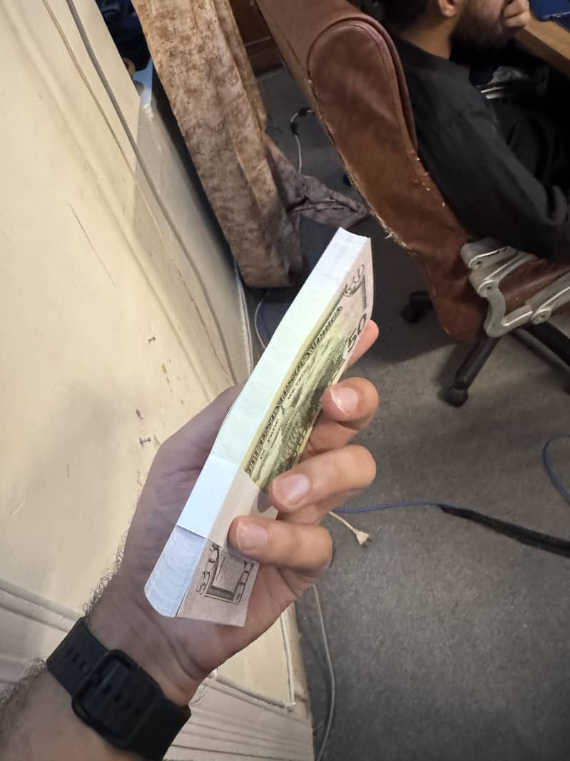 Dollars Stack 100notes 2