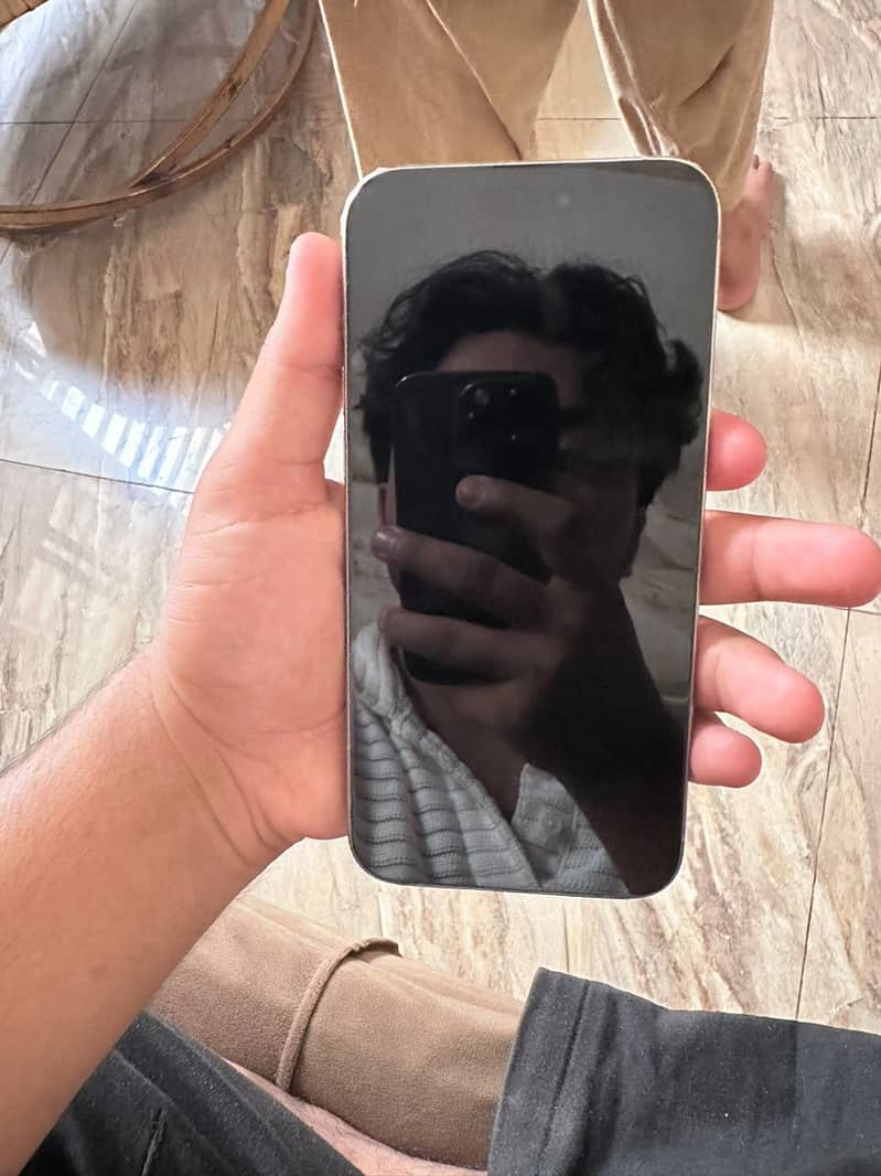iPhone 15 pro max 1