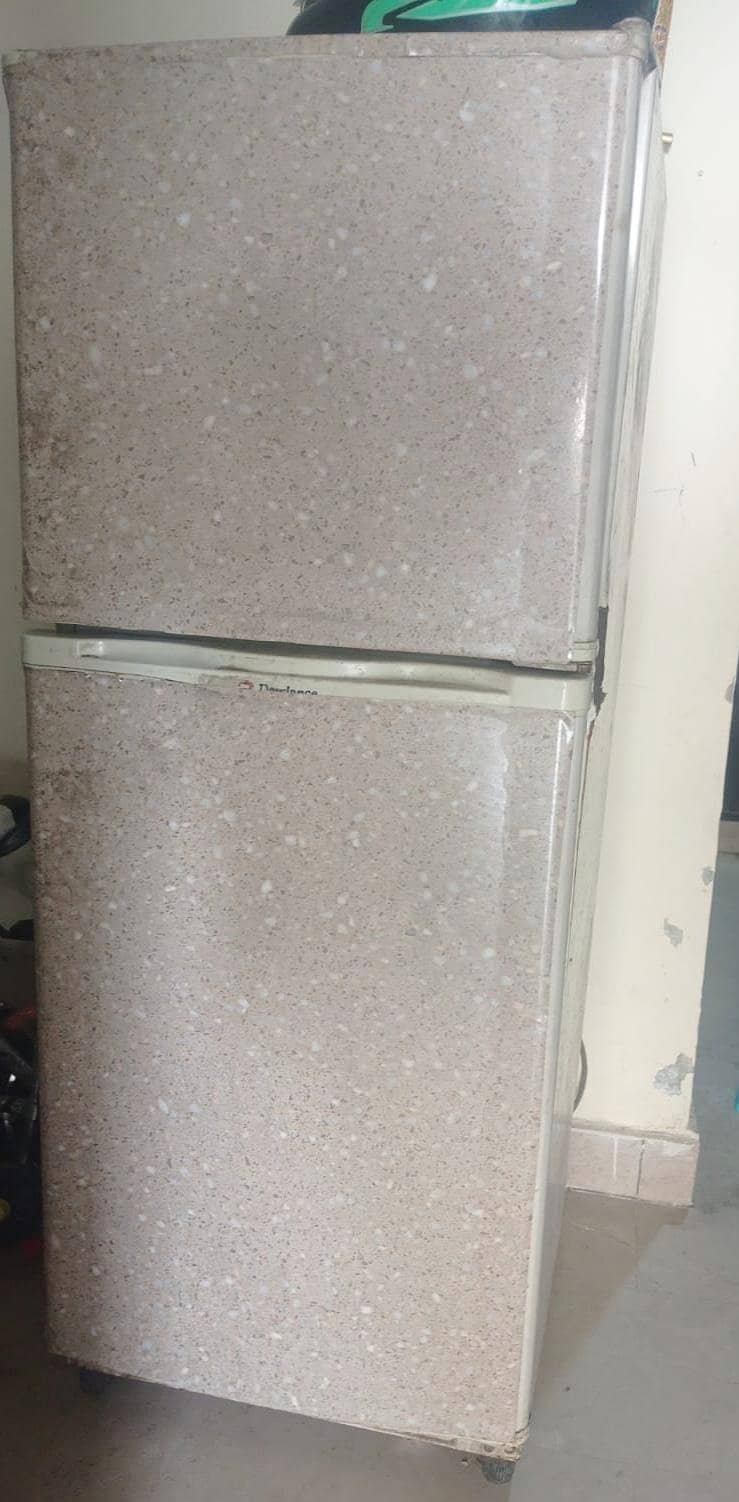 Medium fridge 4