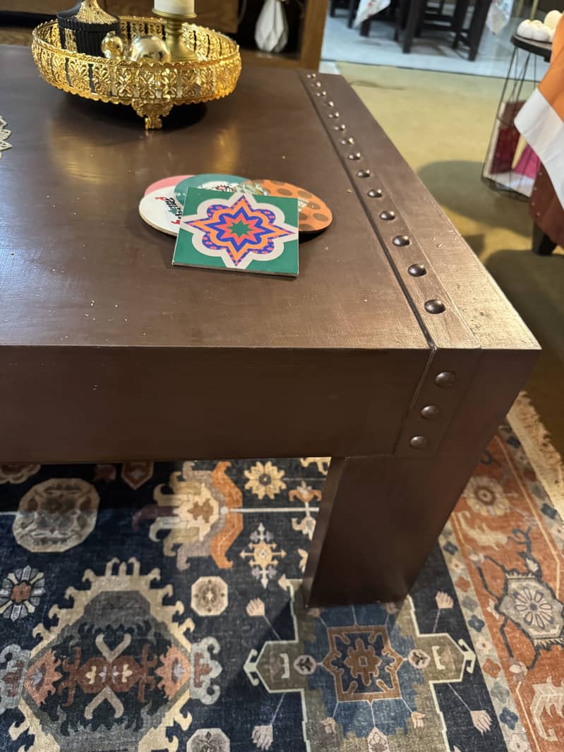 Coffee table 4