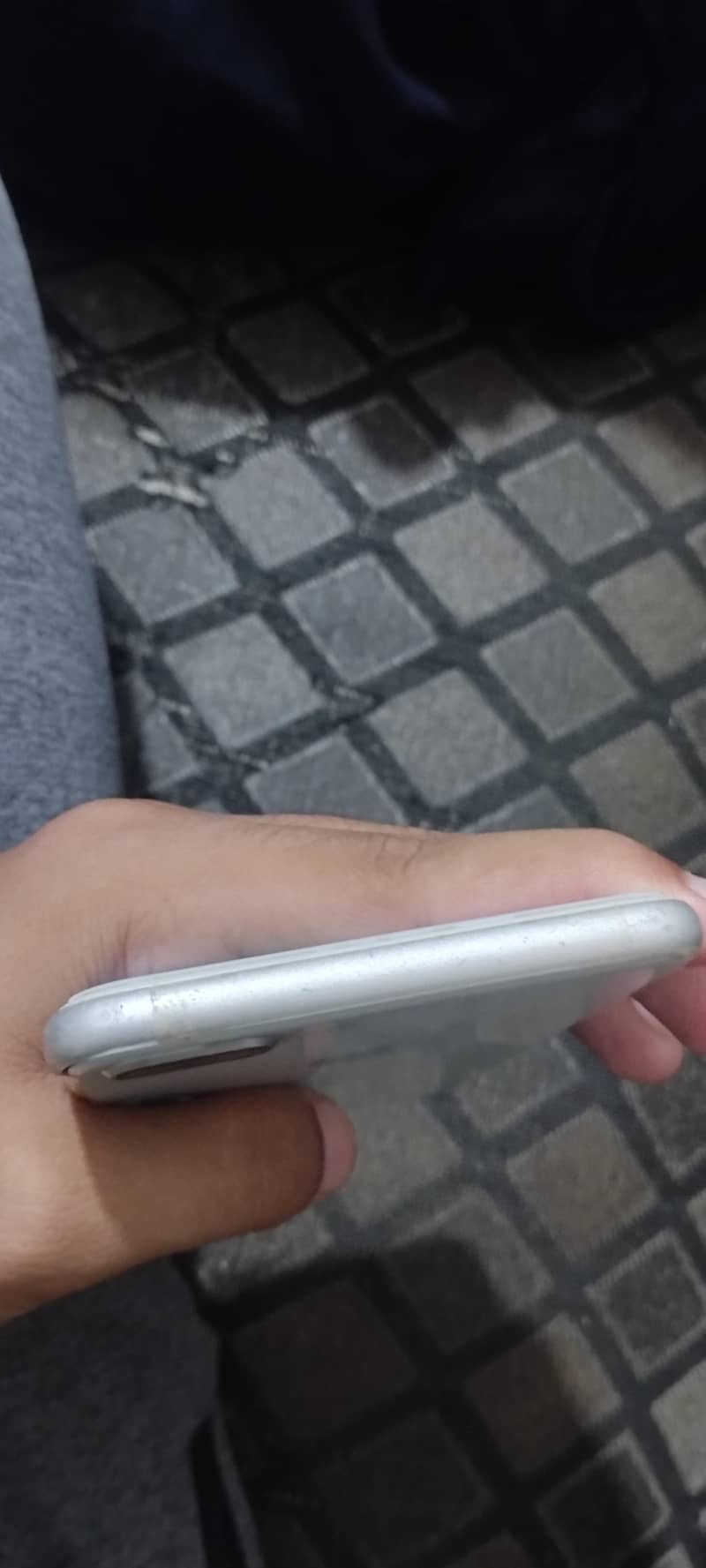 iphone 8+ 4