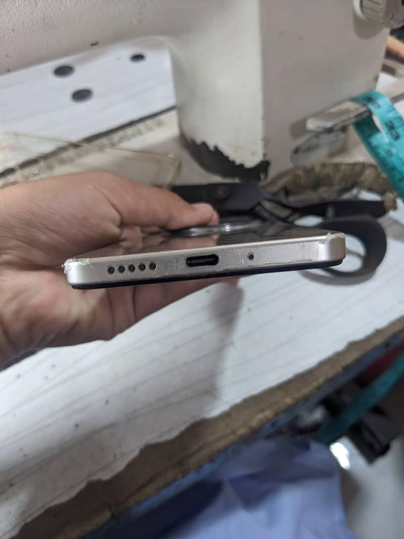 Xiaomi POCO C75 1
