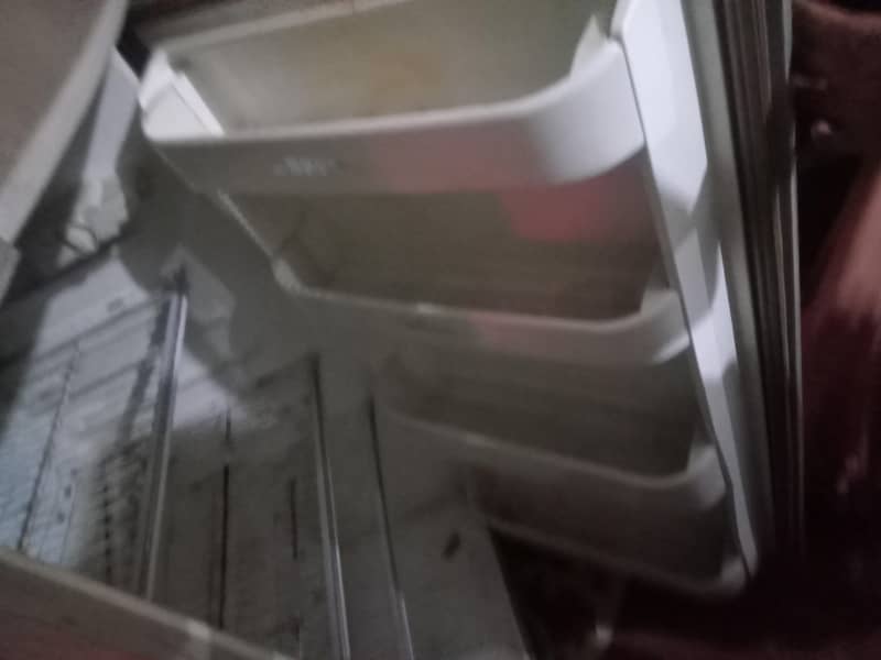 dawlance refrigerator 4