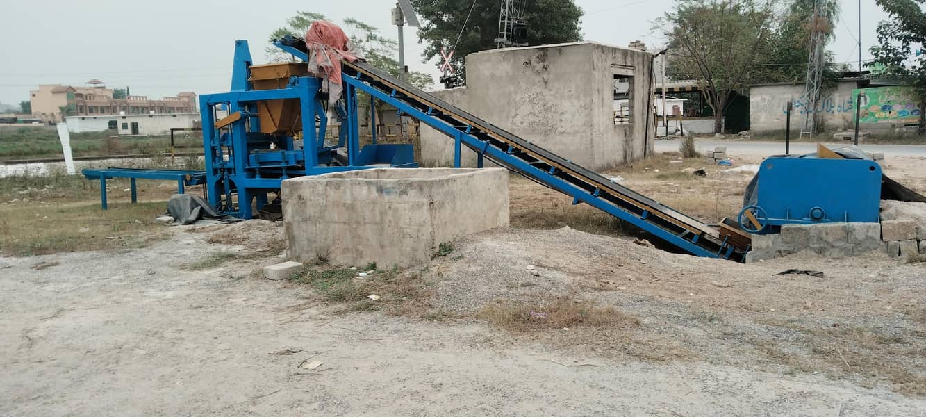 automatic block making plant 10